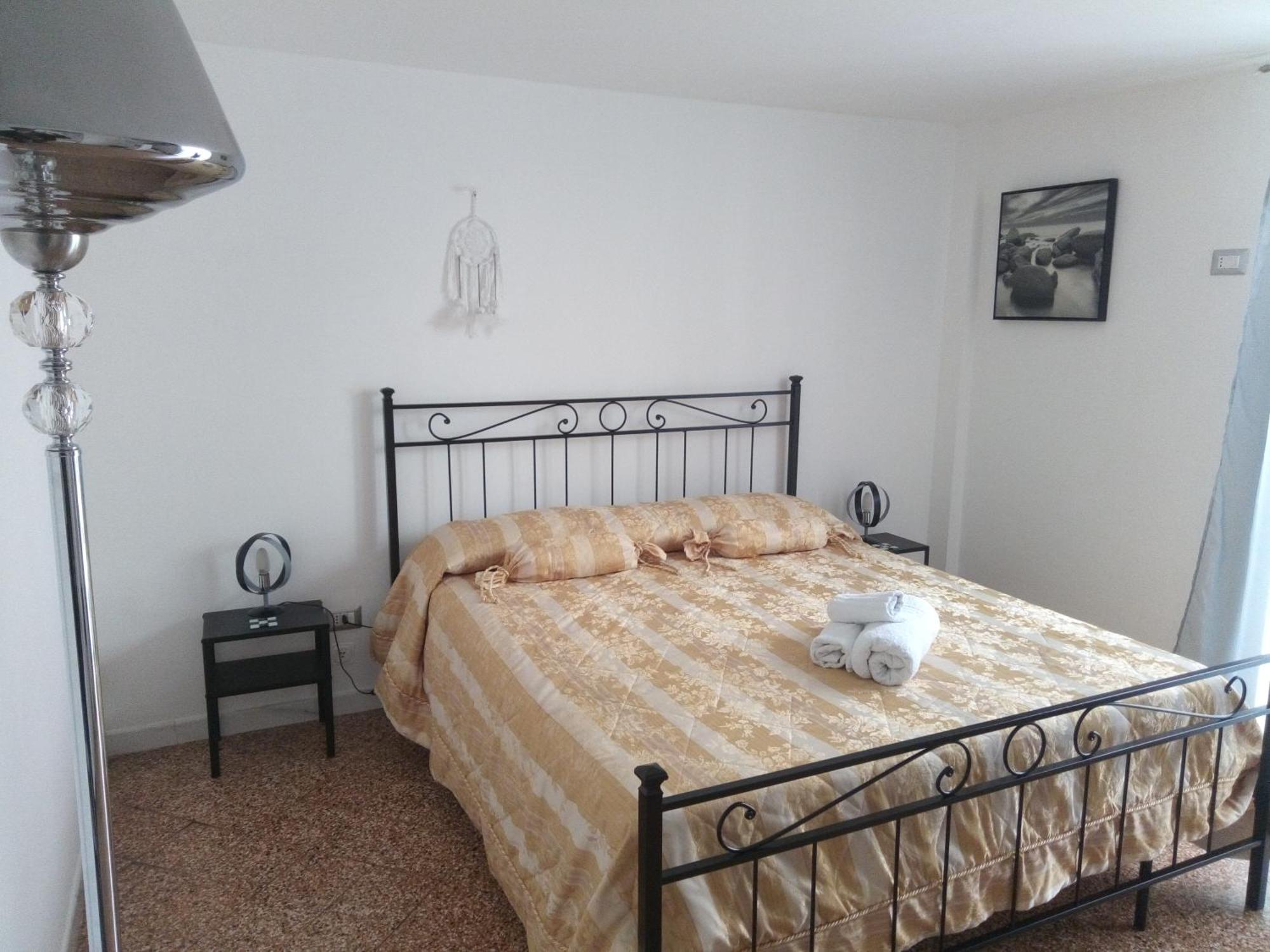 New Rose House Apartman Molfetta Kültér fotó